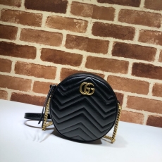 Gucci Round Bags